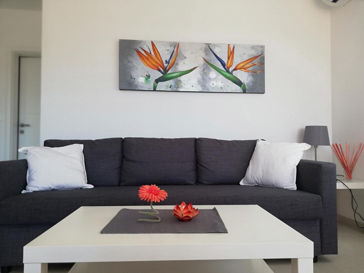 Apartments Oleander Lovrecica-Residence With Pool 外观 照片